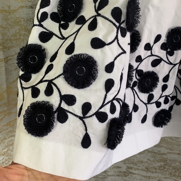 Talbots Women’s White/Black Embroidered Floral-Border Midi Skirt Size 2 - Picture 7 of 16